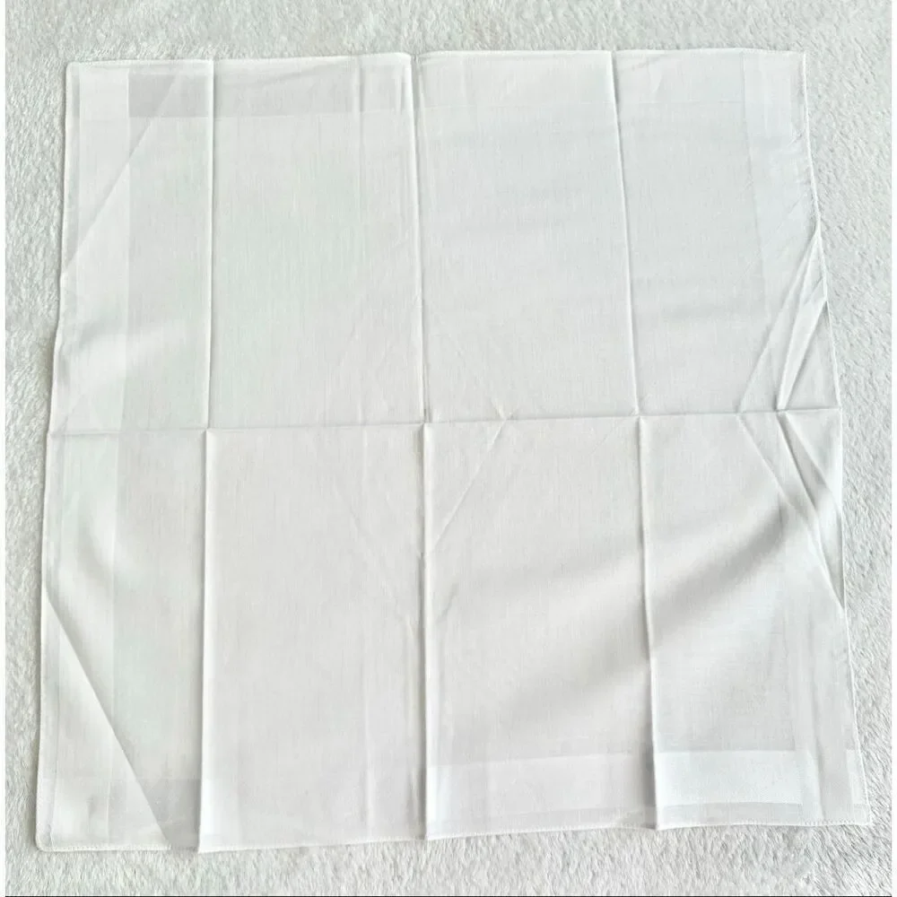 Used white cloth table napkins set of 3